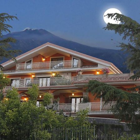 Aparthotel Etna Royal View Trecastagni Exteriér fotografie